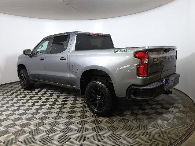 Used 2021 Chevrolet Silverado 1500 Custom Trail Boss w/ LPO, Dark Essentials Package image 2