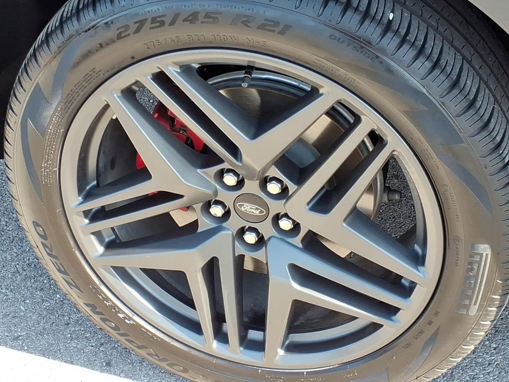 Certified 2025 Ford Explorer ST RWD image 8