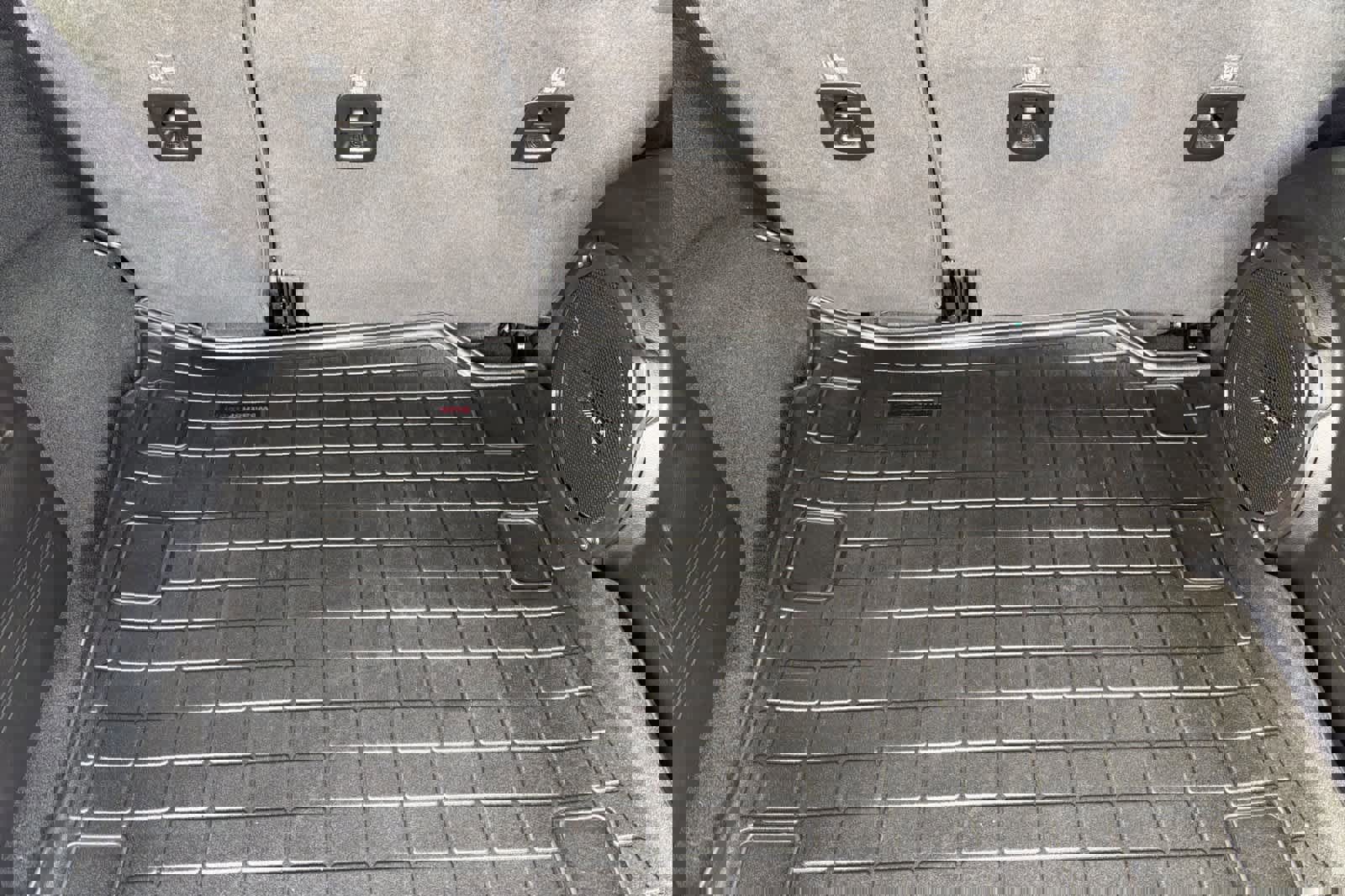 Used 2022 Jeep Wrangler Unlimited Sahara w/ Cold Weather Group image 15