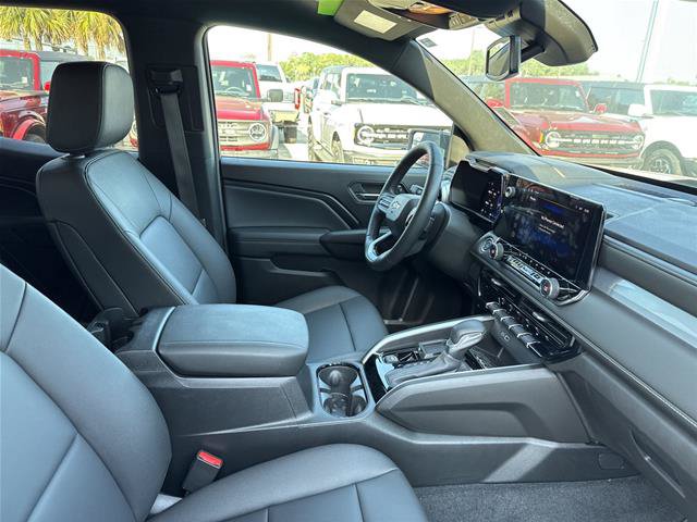 Used 2024 Chevrolet Colorado LT w/ LT Convenience Package III RWD image 18