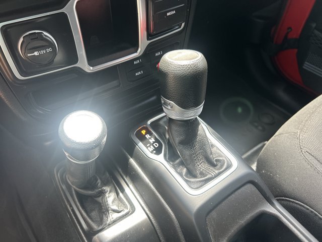Used 2023 Jeep Gladiator Sport w/ Trailer Tow Package AWD/4WD image 40