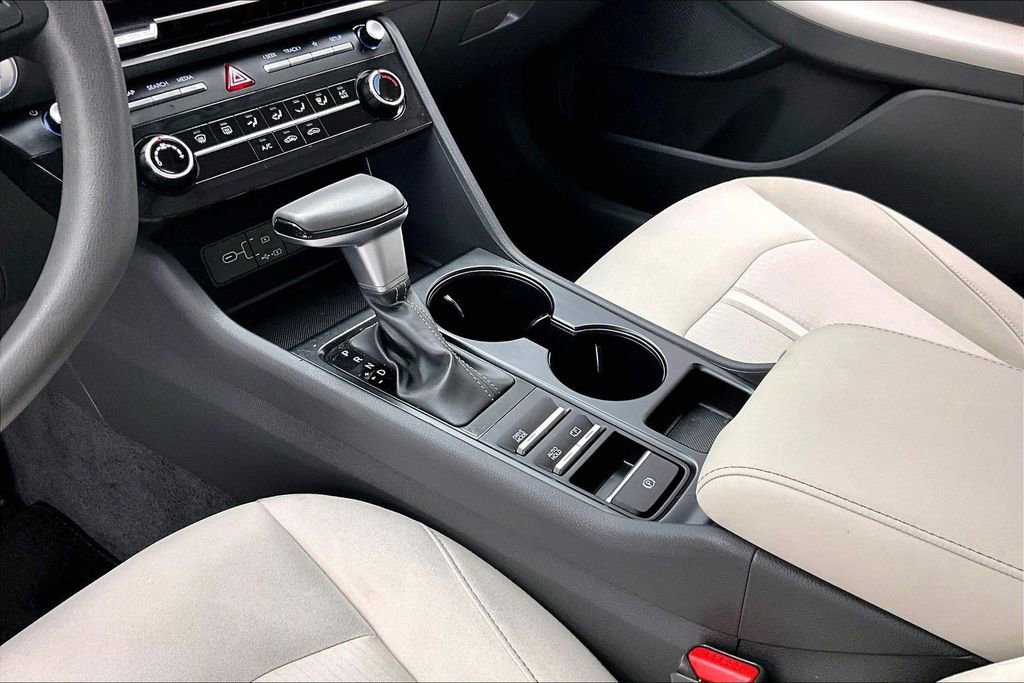 Used 2025 Hyundai Sonata SE image 15