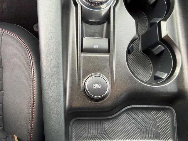 Certified 2025 Ford Explorer ST-Line image 32