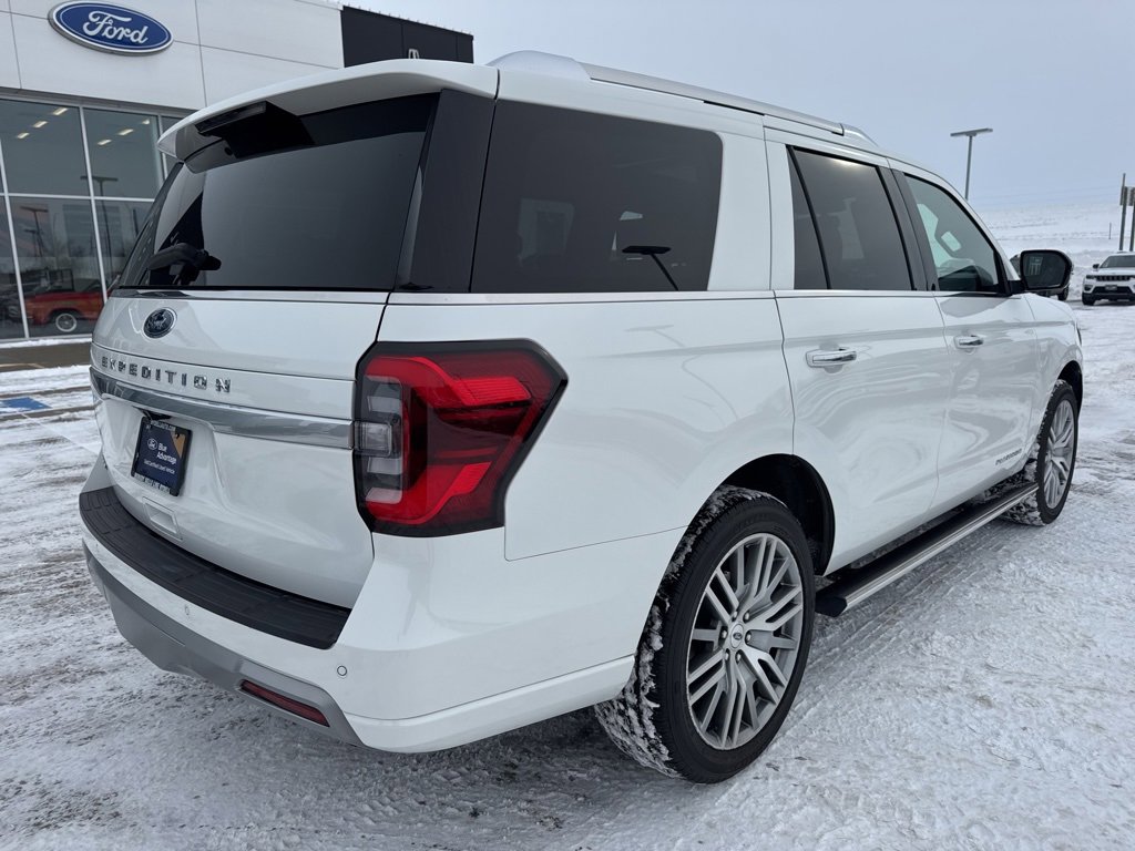 Certified 2023 Ford Expedition Platinum image 32