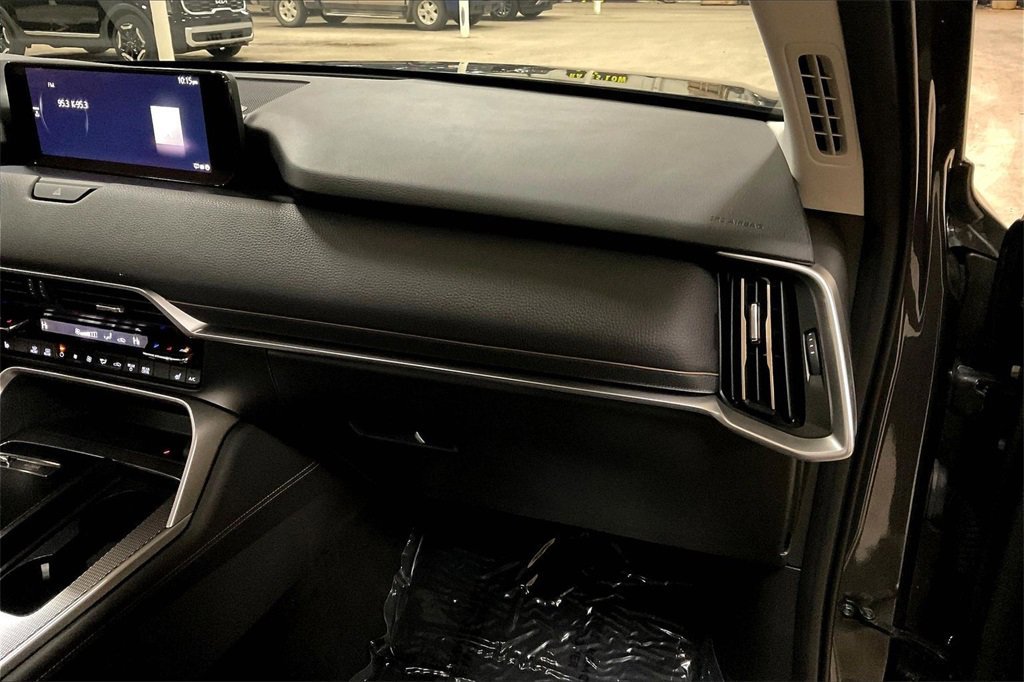 Used 2024 MAZDA CX-90 3.3 Turbo w/ Preferred Plus image 15