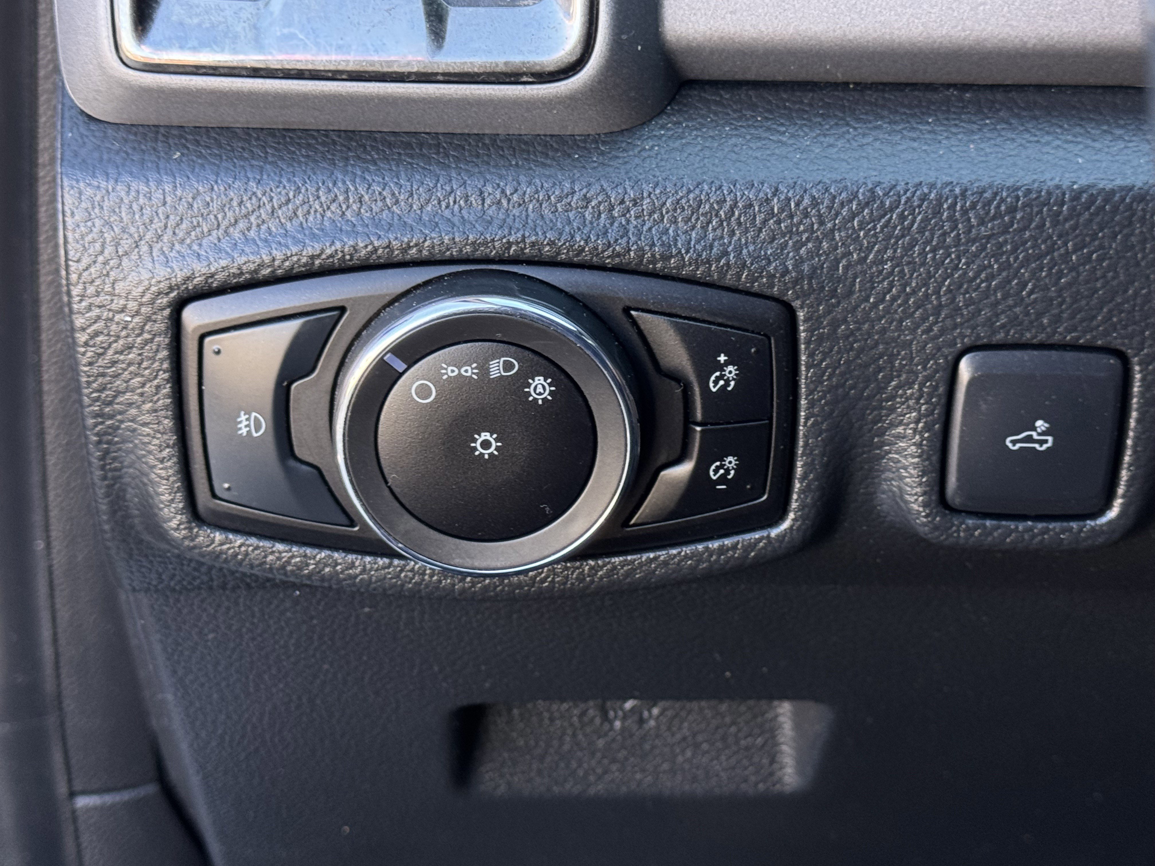 Certified 2023 Ford Ranger XLT w/ Equipment Group 302A High image 21