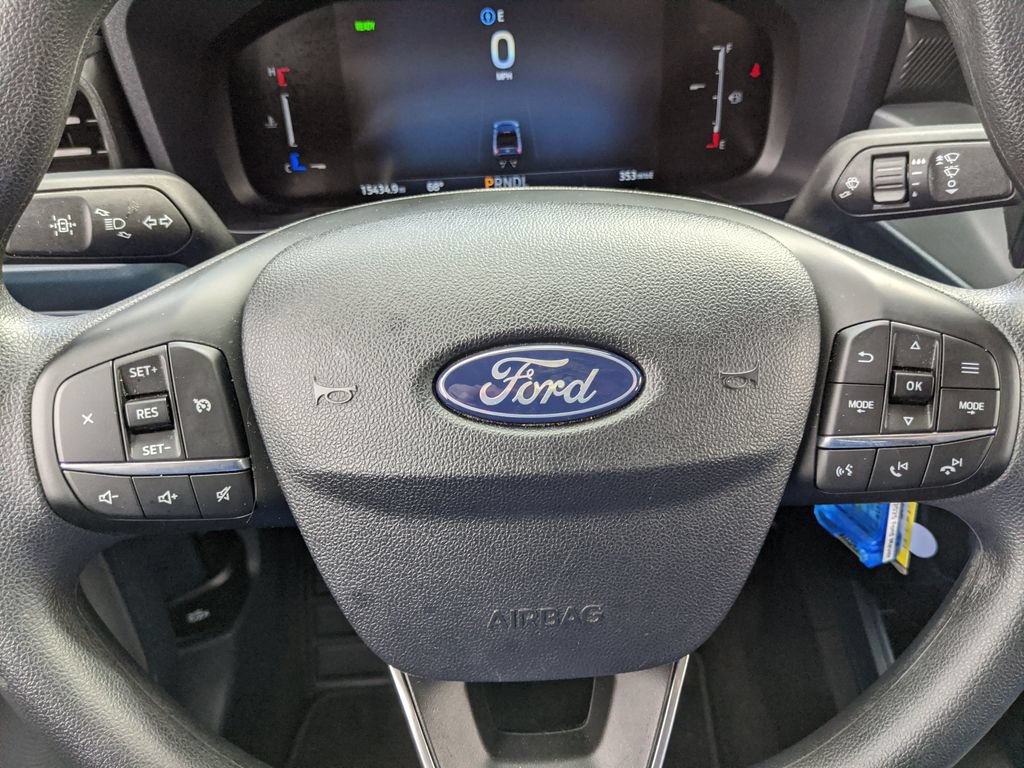 Certified 2025 Ford Maverick XL FWD image 11