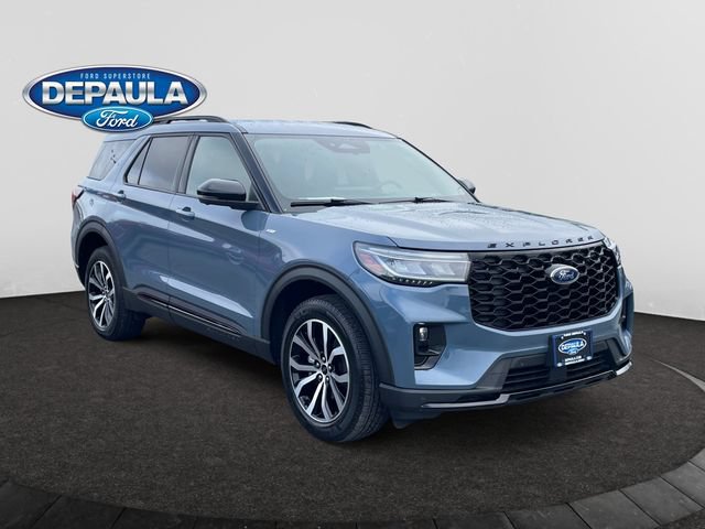 Certified 2025 Ford Explorer ST-Line AWD/4WD image 9