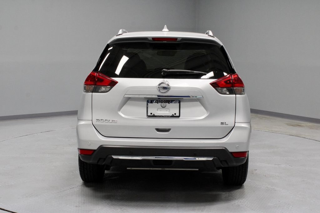 Used 2020 Nissan Rogue SL FWD image 12