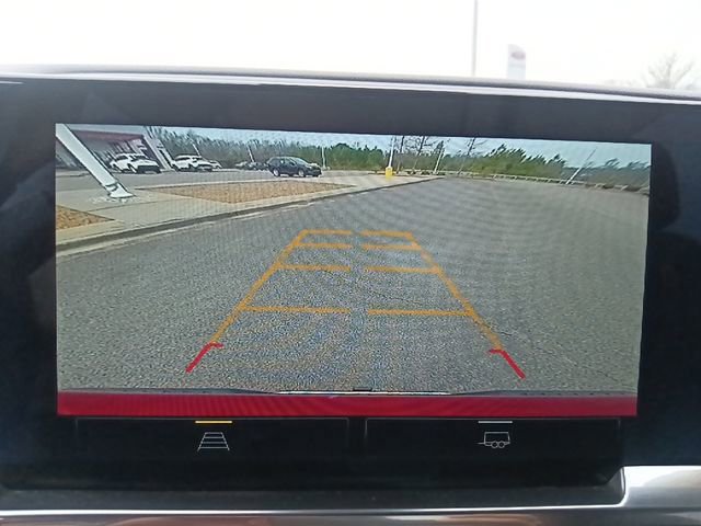 Used 2022 Chevrolet Silverado 1500 LT w/ Protection Package image 28