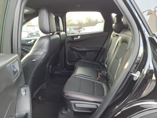 Certified 2025 Ford Escape ST-Line image 5