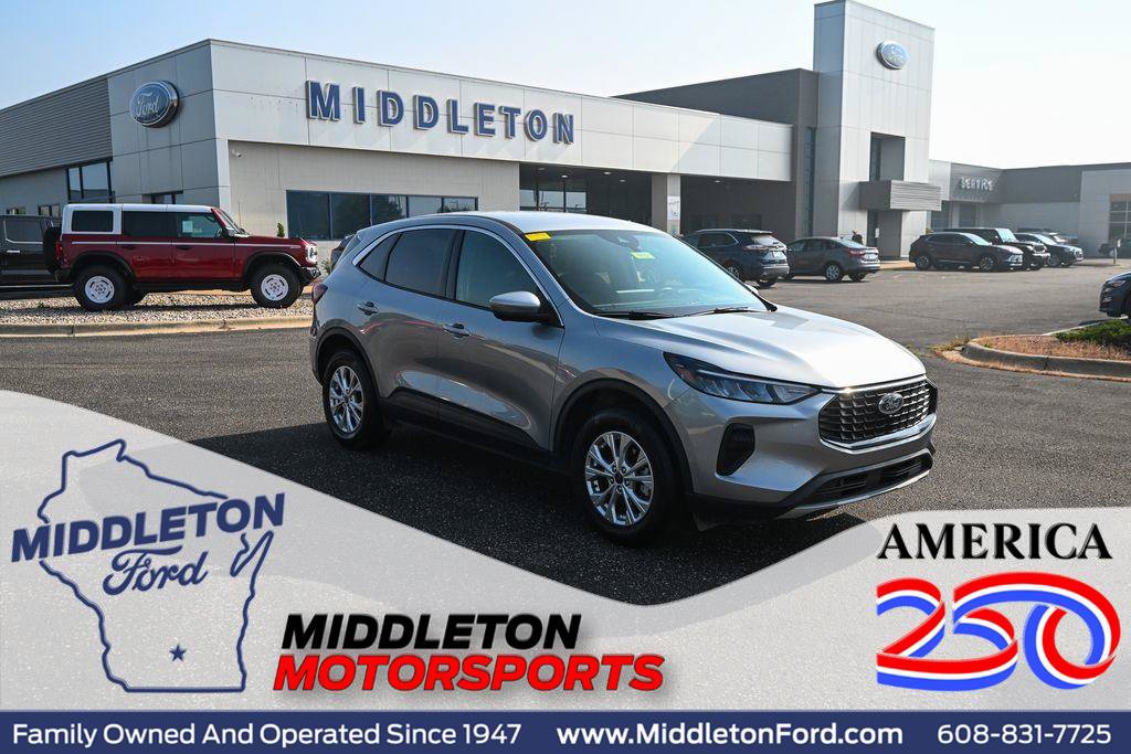 Certified 2023 Ford Escape Active w/ Tech Pack #2 AWD/4WD image 1