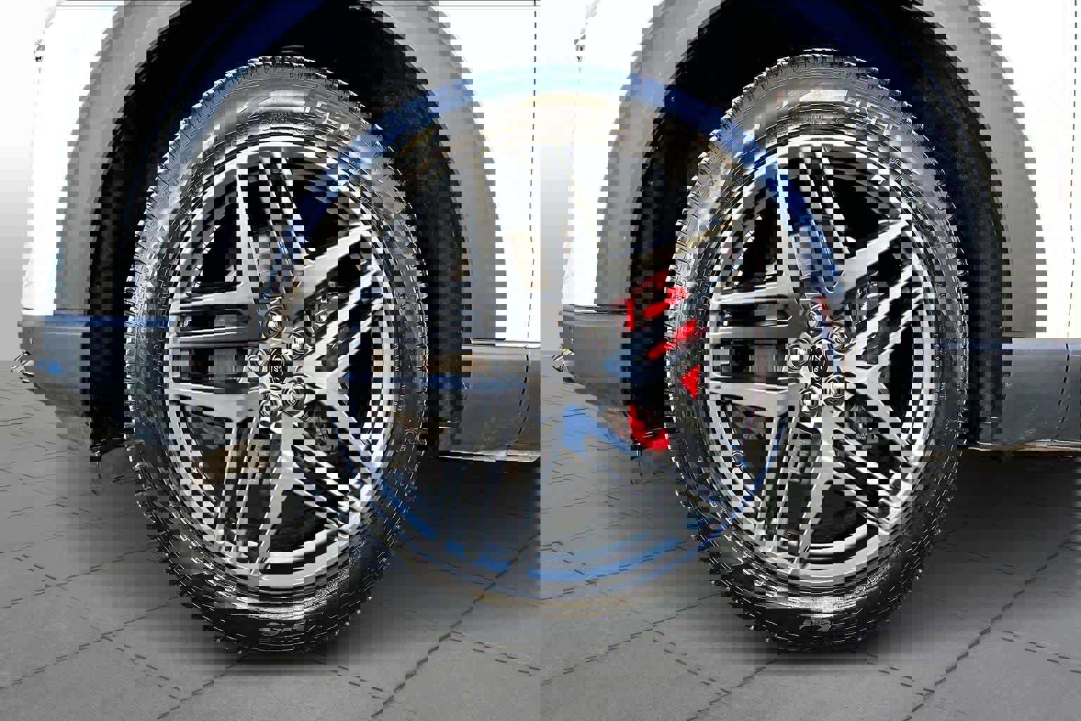 Certified 2025 Ford Explorer ST-Line w/ Premium Package image 18