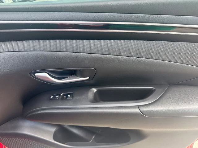 Used 2023 Hyundai Tucson SEL FWD image 31