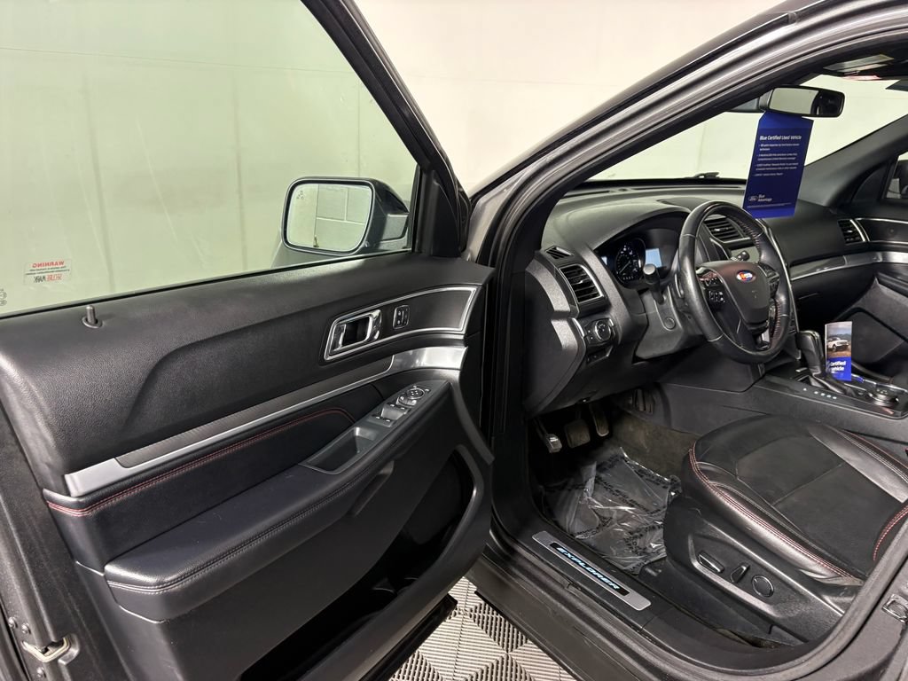 Certified 2018 Ford Explorer Sport w/ Equipment Group 401A AWD/4WD image 12