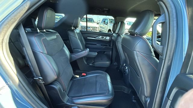Certified 2025 Ford Explorer ST image 13