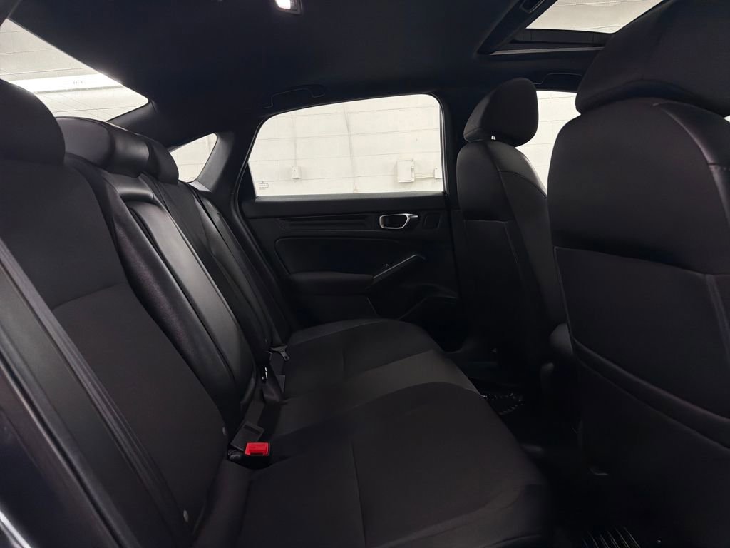 Used 2025 Honda Civic Sport image 29