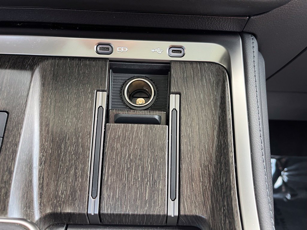 Used 2024 Lexus GX 550 w/ Accessory Package (Z1) AWD/4WD image 34