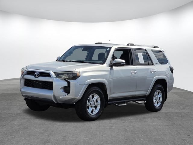 Used 2020 Toyota 4Runner SR5 Premium w/ Moonroof Package RWD image 7