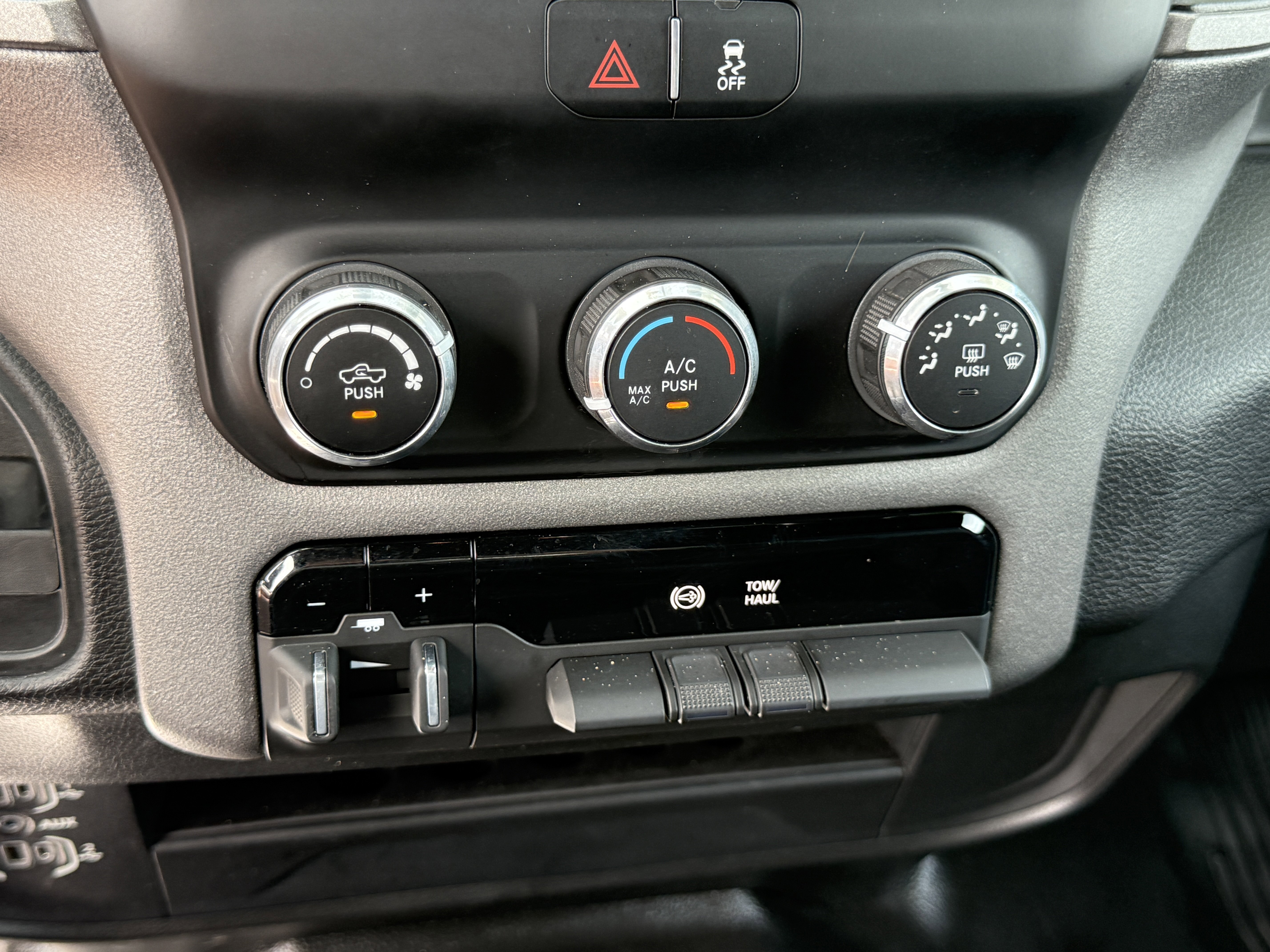 Used 2023 RAM 3500 Tradesman w/ Bed Utility Group AWD/4WD image 23