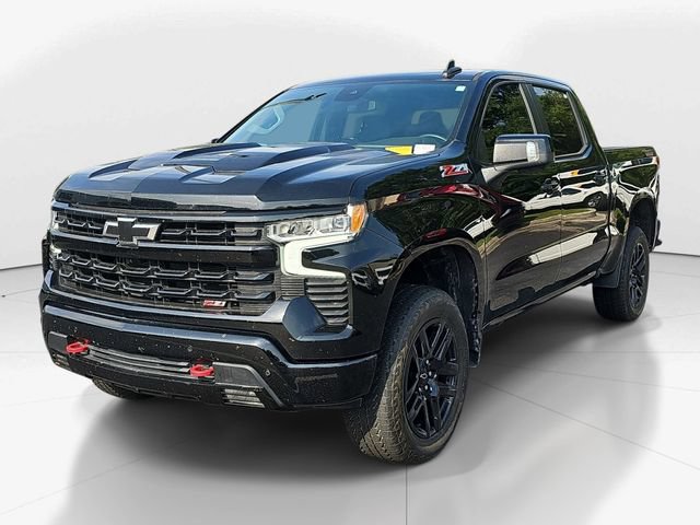 Used 2024 Chevrolet Silverado 1500 LT Trail Boss w/ LT Trail Boss Premium Package AWD/4WD image 7