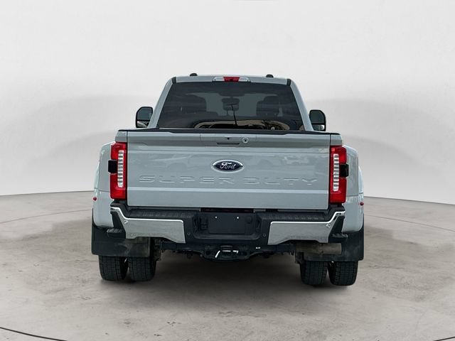 Certified 2025 Ford F450 Lariat w/ FX4 Off-Road Package AWD/4WD image 4