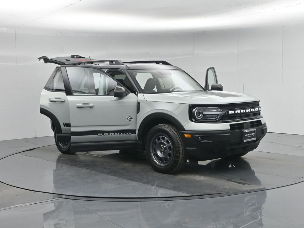 Certified 2024 Ford Bronco Sport Outer Banks w/ Tech Package image 60