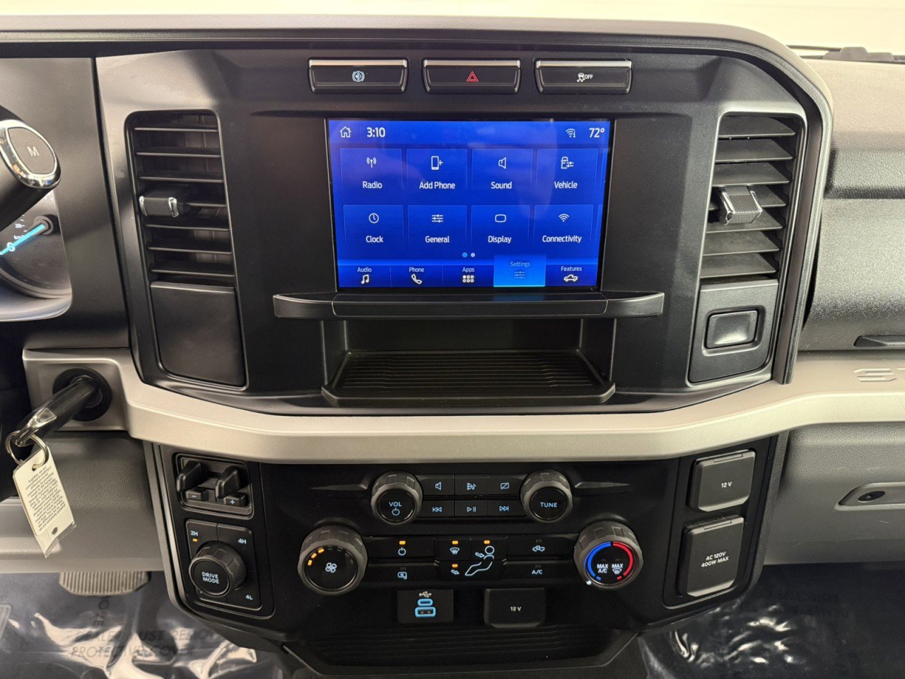 Certified 2024 Ford F250 XLT AWD/4WD image 19