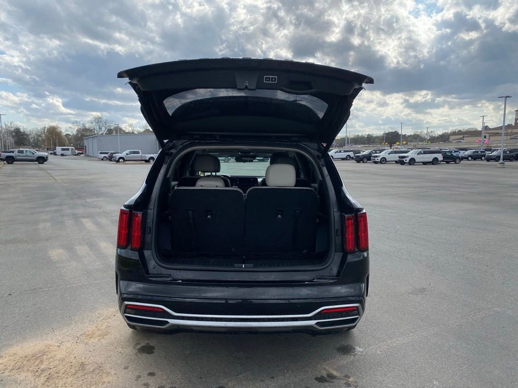 Used 2021 Kia Sorento SX image 9