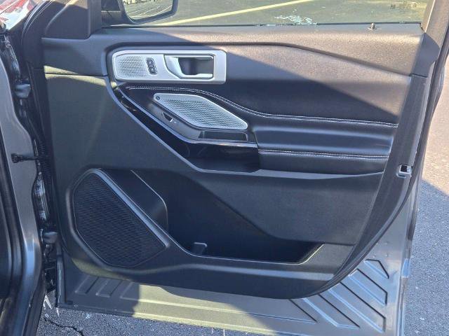 Certified 2022 Ford Explorer ST w/ Equipment Group 401A image 6