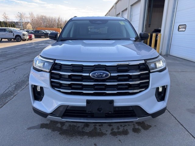 Certified 2025 Ford Explorer Active w/ Active Comfort Package image 8