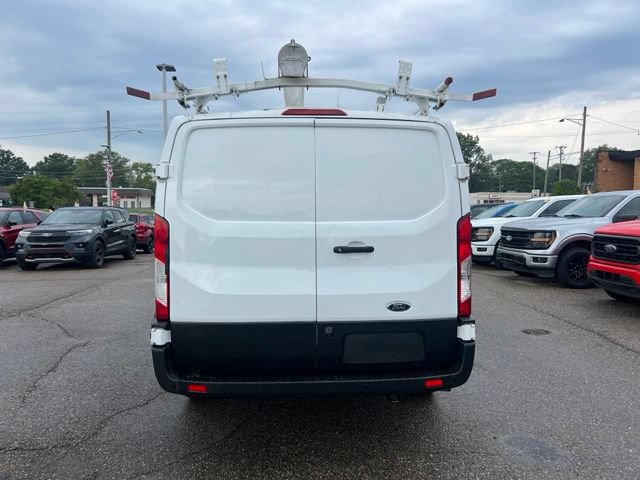 Certified 2021 Ford Transit 250 Low Roof RWD image 5