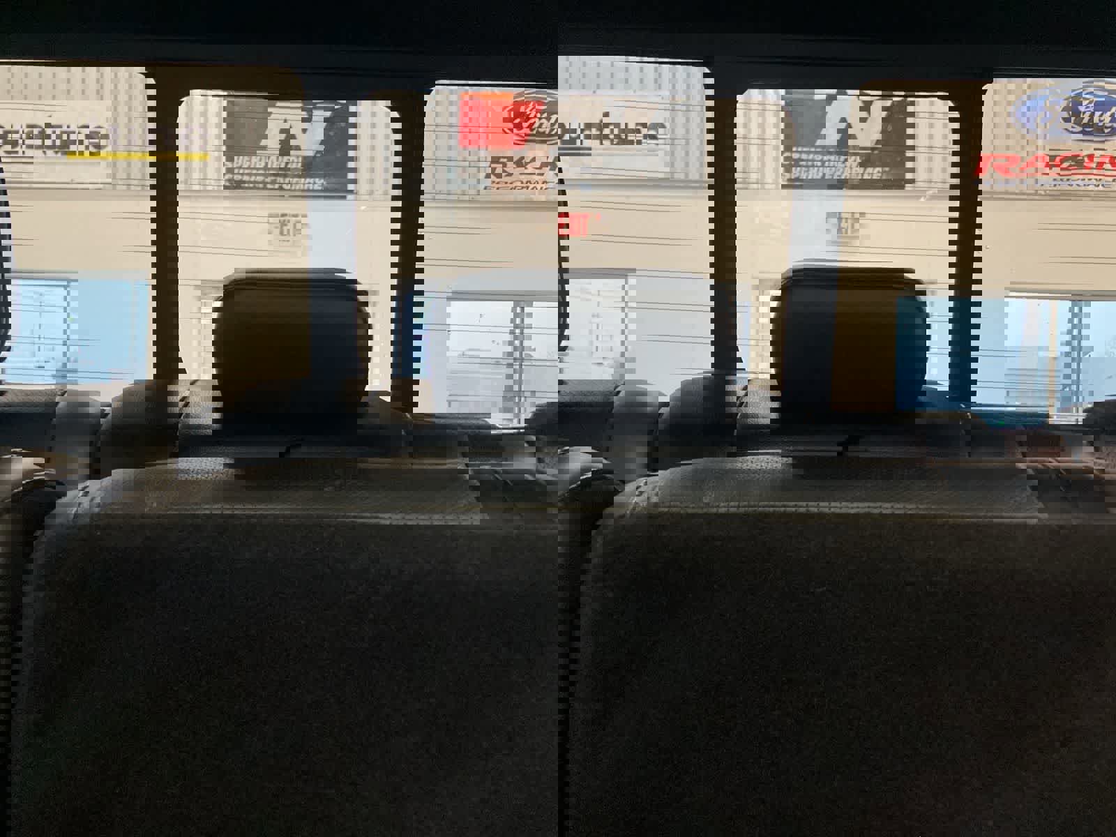 Certified 2019 Ford F150 Raptor w/ Equipment Group 802A Luxury image 37