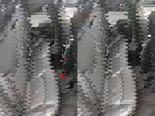 Used 2023 Jeep Compass Limited image 29