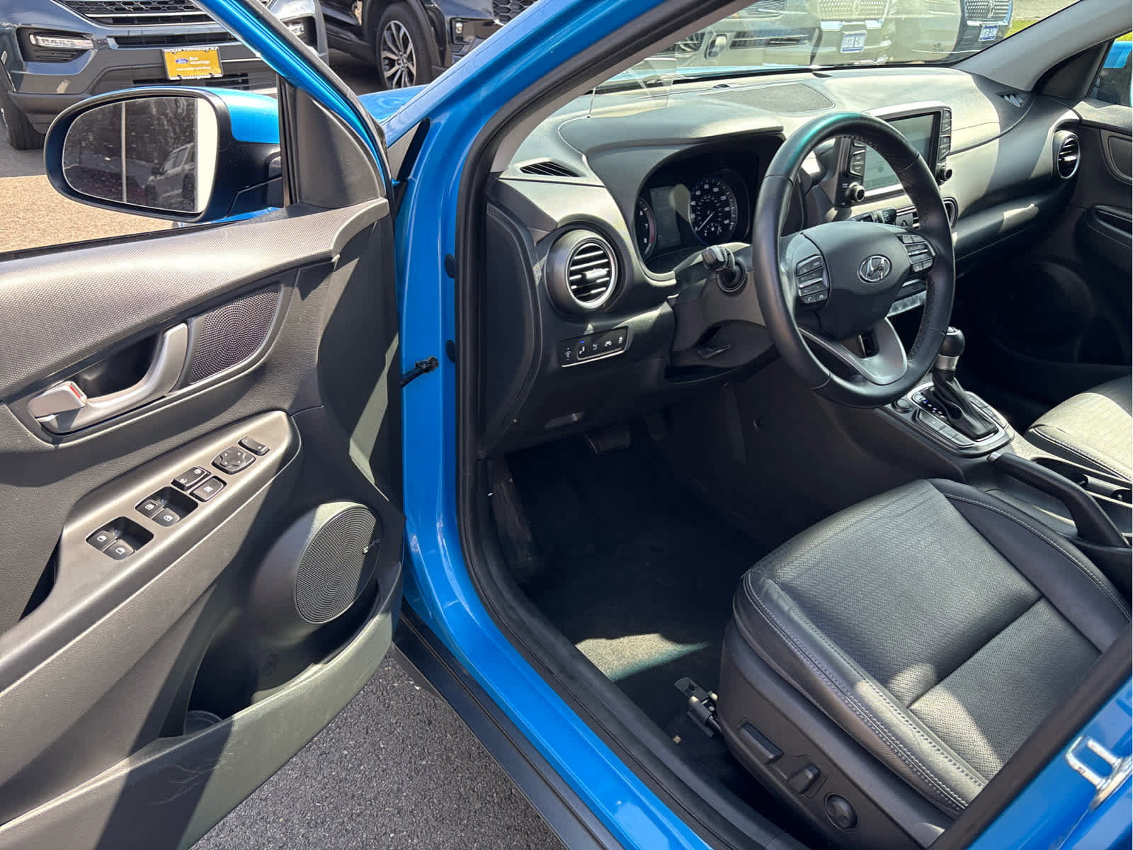 Used 2021 Hyundai Kona Ultimate w/ Cargo Package AWD/4WD image 10