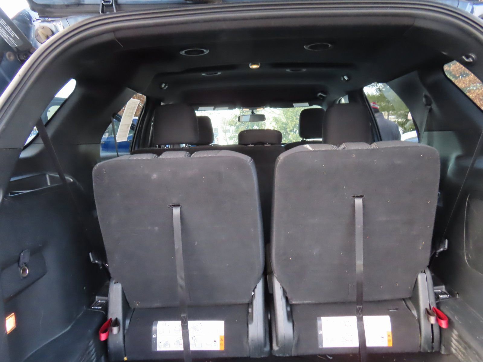 Certified 2018 Ford Explorer XLT w/ Equipment Group 201A image 32