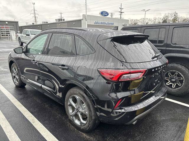 Certified 2024 Ford Escape ST-Line w/ Tech Pack #1 image 3