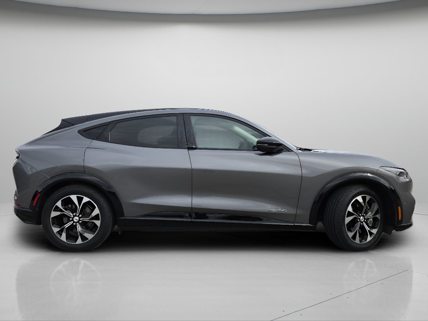 Certified 2023 Ford Mustang Mach-E Premium AWD/4WD image 18