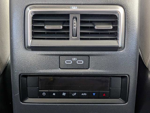 Used 2024 MAZDA CX-90 3.3 Turbo w/ Premium Package image 26