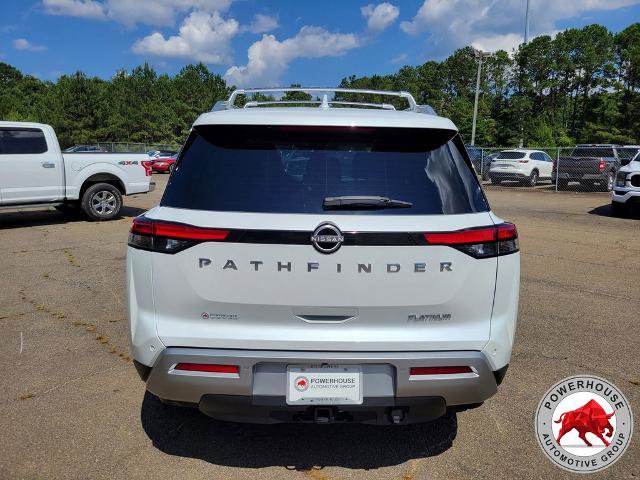 Used 2025 Nissan Pathfinder Platinum w/ Lighting Package (N92) FWD image 5