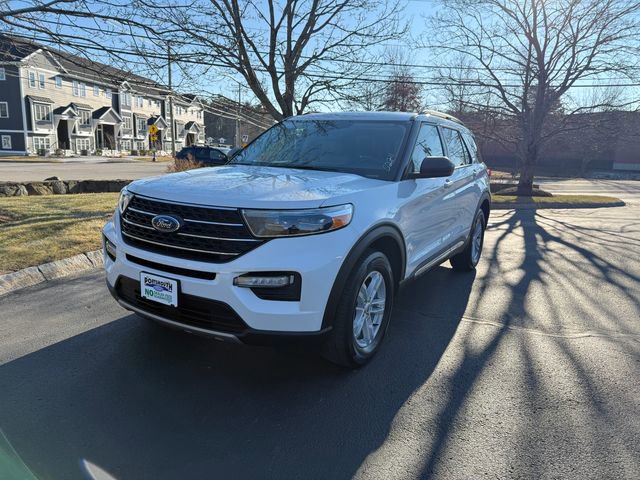 Certified 2022 Ford Explorer XLT w/ Equipment Group 202A image 14