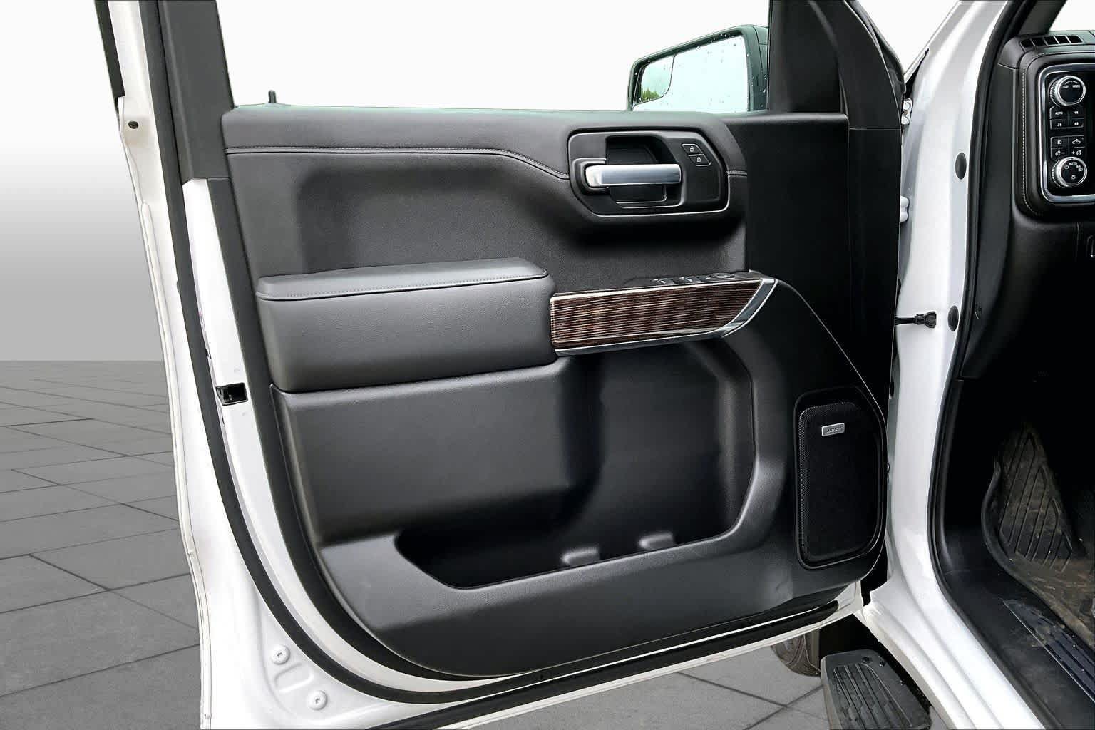Used 2020 GMC Sierra 1500 Elevation w/ Elevation Value Package AWD/4WD image 22