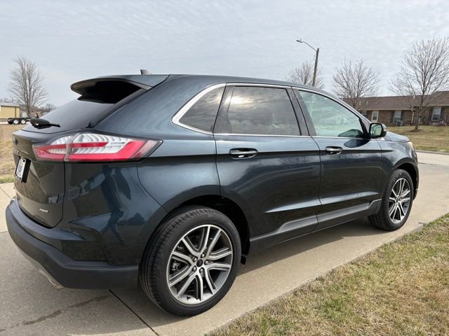 Certified 2024 Ford Edge Titanium AWD/4WD image 4