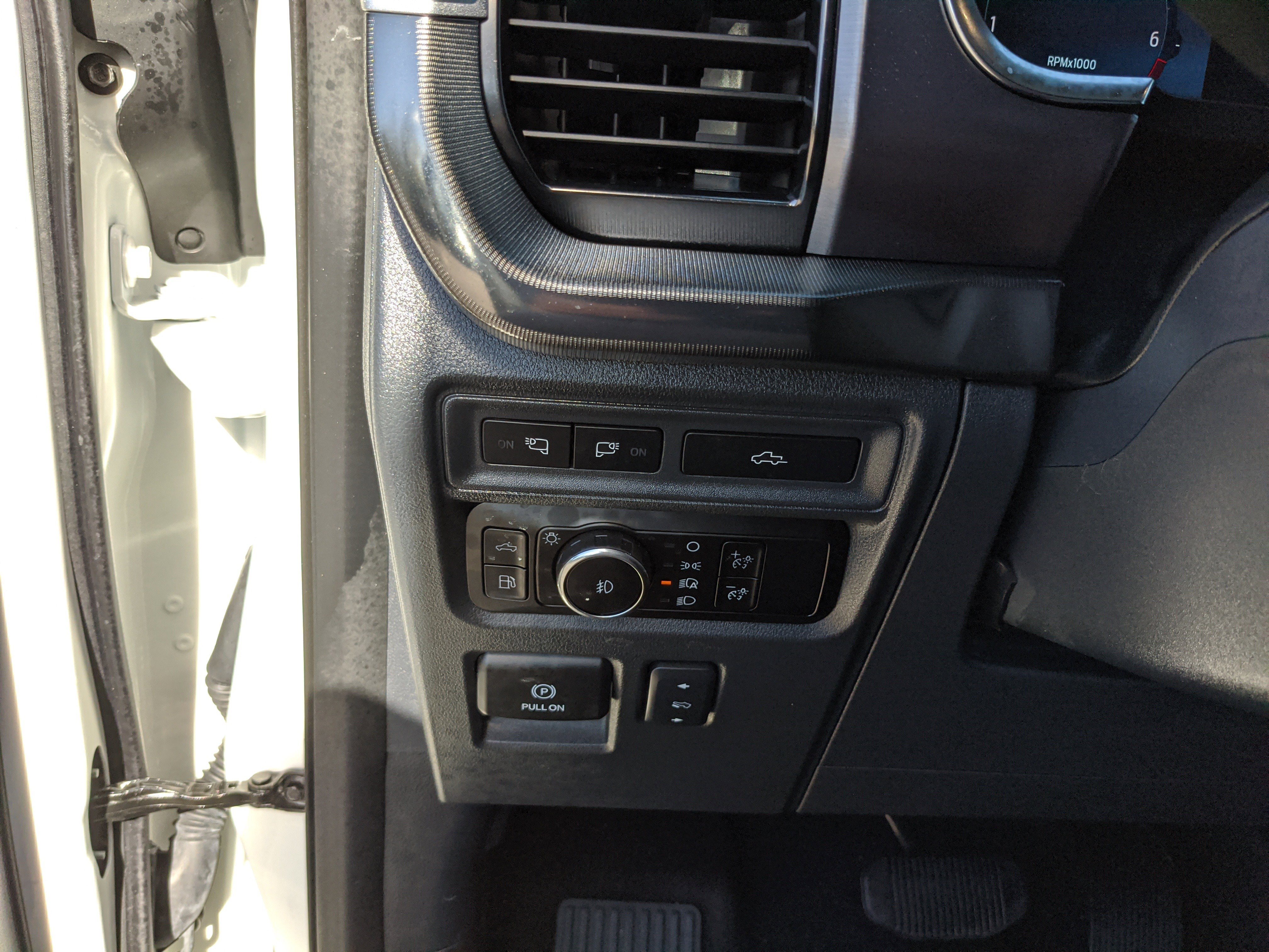 Certified 2024 Ford F150 Platinum image 33