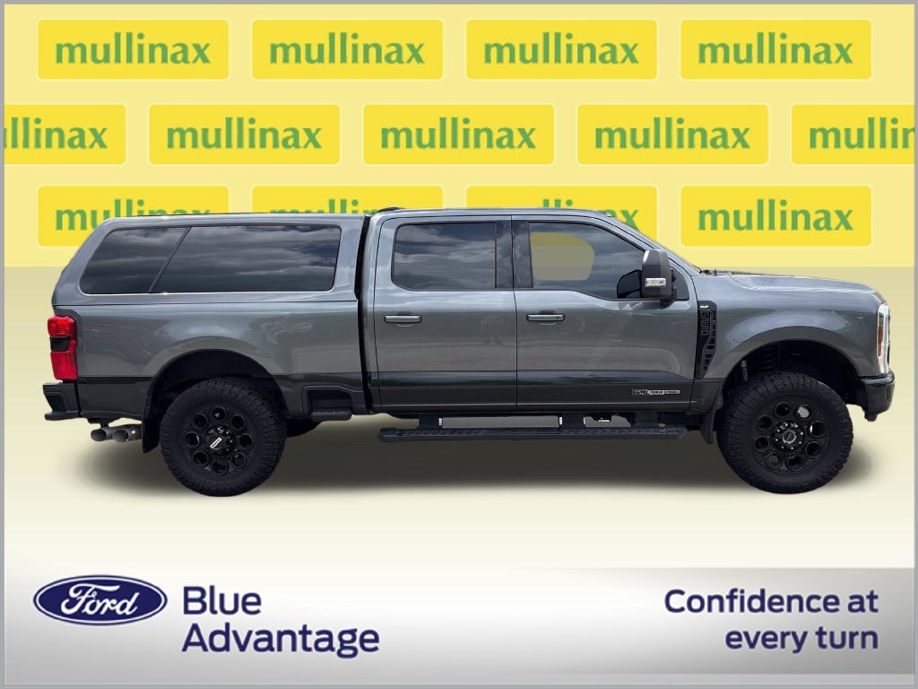 Certified 2025 Ford F250 XLT w/ Black Appearance Package AWD/4WD image 2