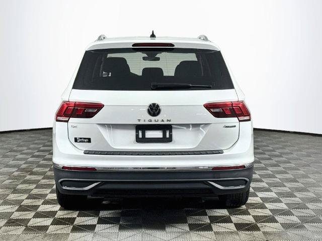Used 2023 Volkswagen Tiguan SE AWD/4WD image 6