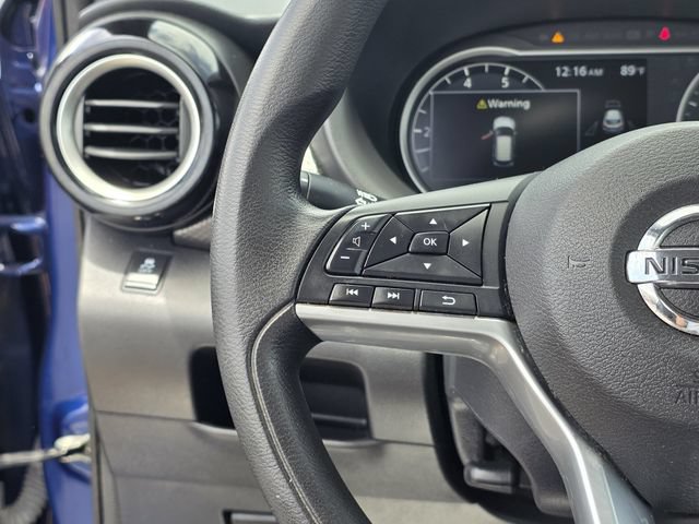 Used 2018 Nissan Kicks SV FWD image 23