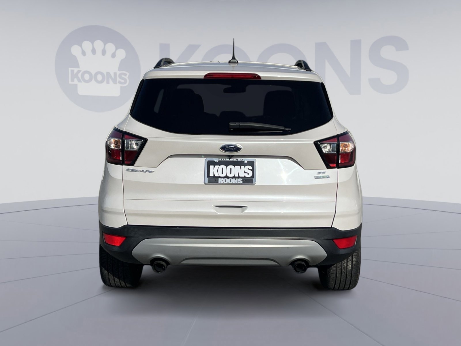 Certified 2018 Ford Escape SE w/ SE Sync 3 Package image 4