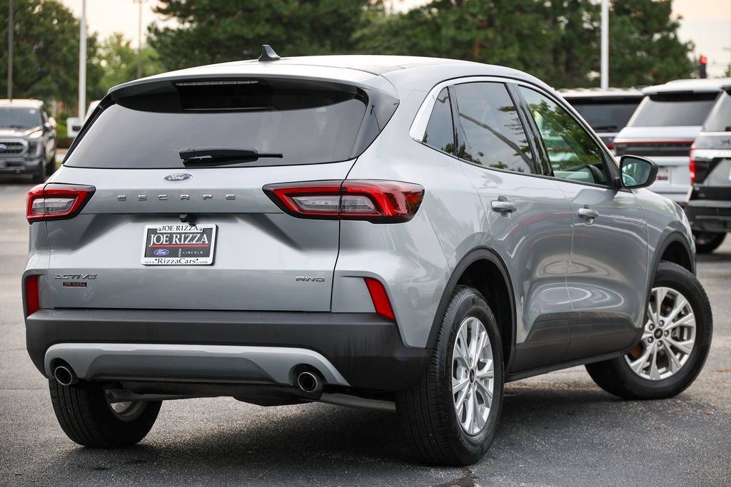 Certified 2023 Ford Escape Active AWD/4WD image 3
