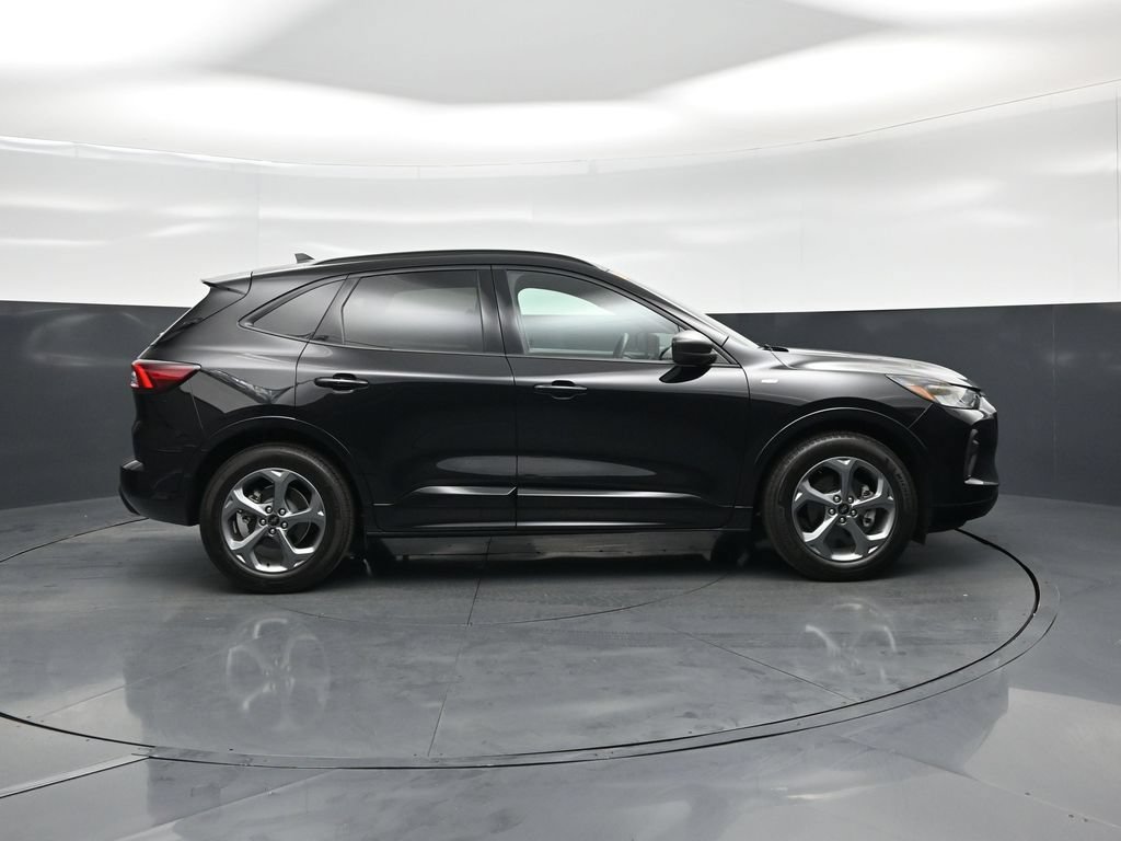 Certified 2023 Ford Escape ST-Line w/ Tech Pack #1 FWD image 26